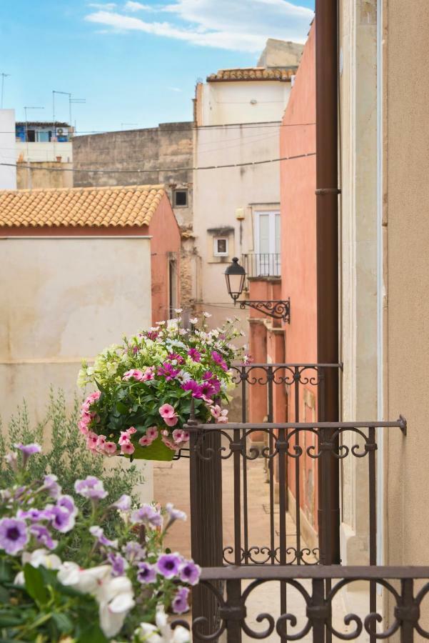 Le Tre Muse Villa Syracuse Buitenkant foto
